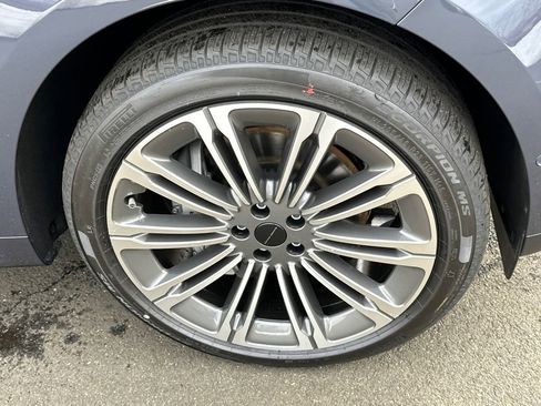 New 2026 Land Rover Range Rover Sport SE image 7