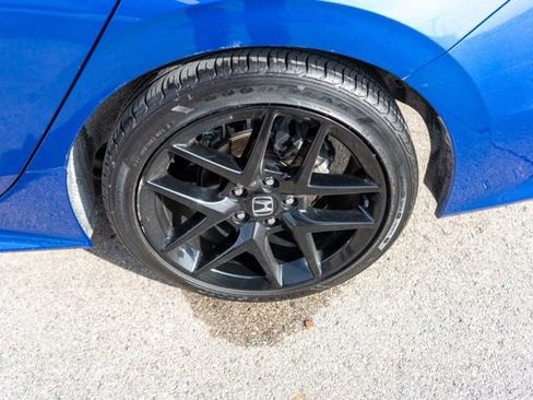 Used 2024 Honda Civic Sport image 9