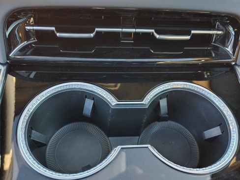 New 2025 Cadillac Escalade IQ Luxury 2 image 43