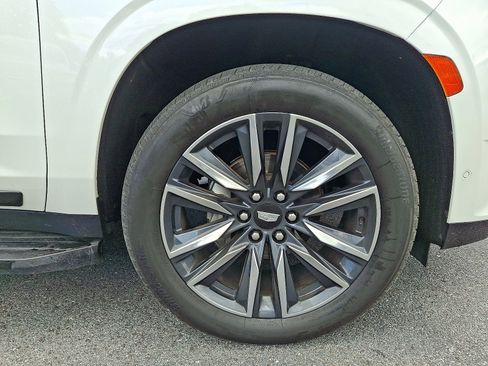 Used 2021 Cadillac Escalade Sport image 9