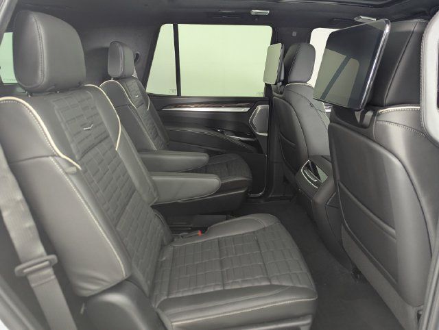 Used 2026 Cadillac Escalade Platinum Sport w/ LPO, ONYX Package AWD/4WD image 20