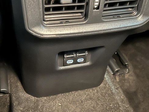 Used 2024 Toyota RAV4 XLE image 19