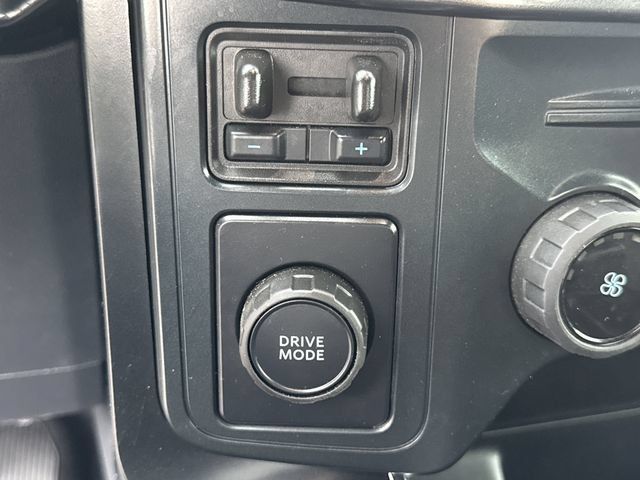 Used 2025 Ford F150 STX w/ Equipment Group 200A RWD image 34