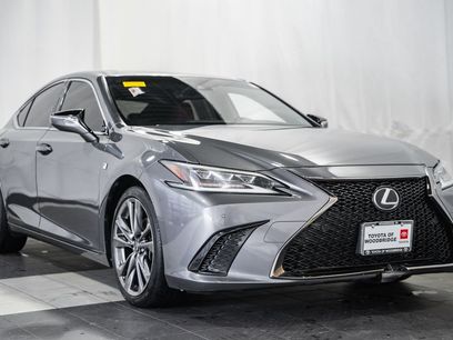 Used 2019 Lexus ES 350 F Sport w/ Accessory Package 2