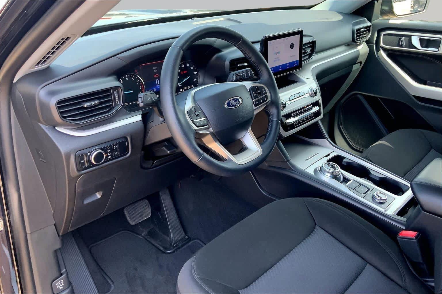 Certified 2023 Ford Explorer XLT AWD/4WD image 18