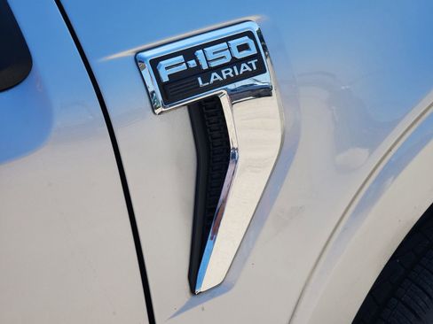 Used 2023 Ford F150 Lariat image 13