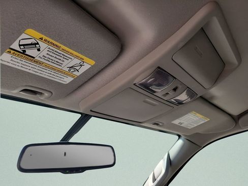 Used 2021 Nissan Frontier SV image 31