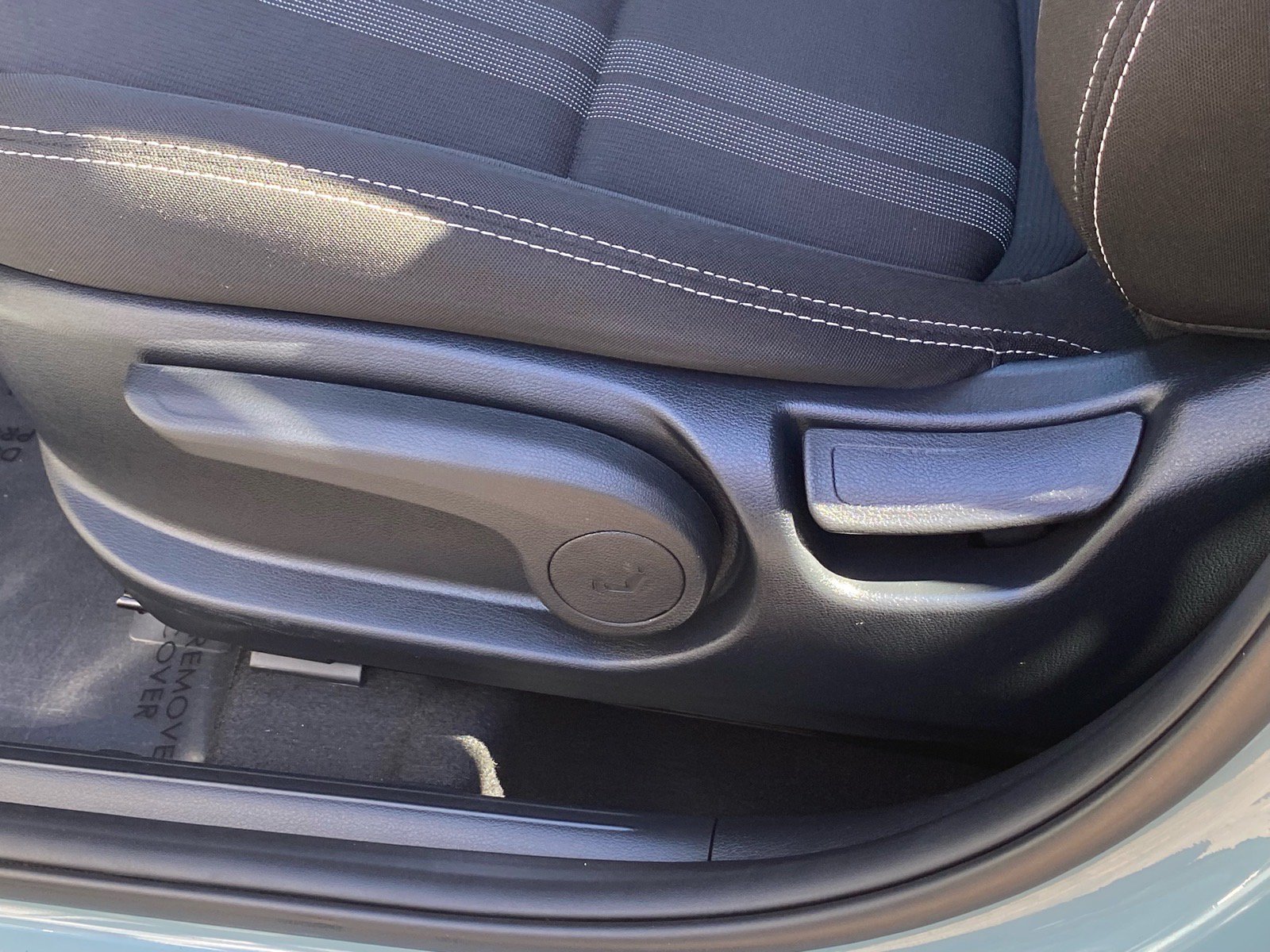 Used 2025 Hyundai Venue SEL FWD image 13