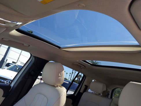 Certified 2021 Mercedes-Benz GLB 250 image 16