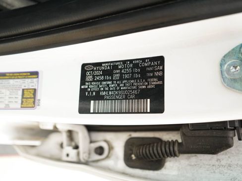 Used 2025 Hyundai Elantra N FWD image 39