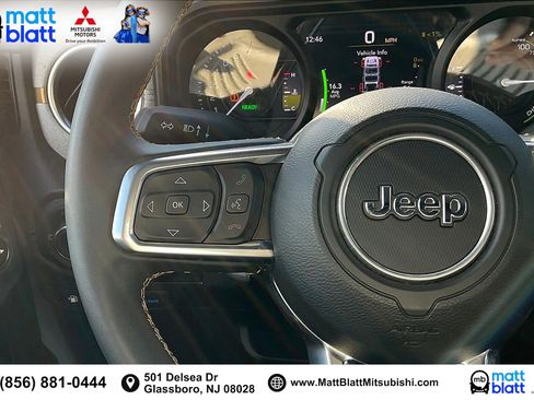 Used 2024 Jeep Wrangler Unlimited Sahara image 20