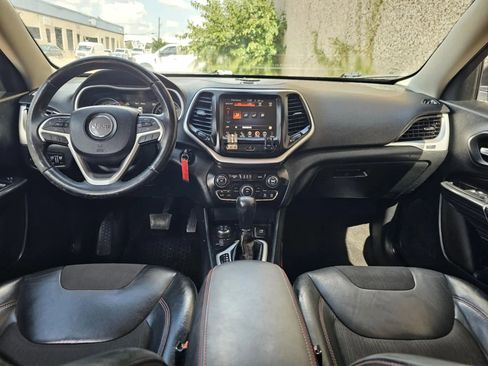 Used 2015 Jeep Cherokee Trailhawk image 15