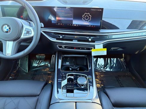 New 2026 BMW X5 xDrive40i w/ M Sport Package image 18