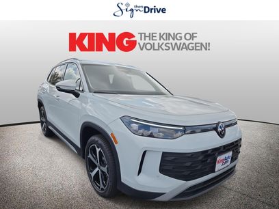 New 2025 Volkswagen Tiguan SE