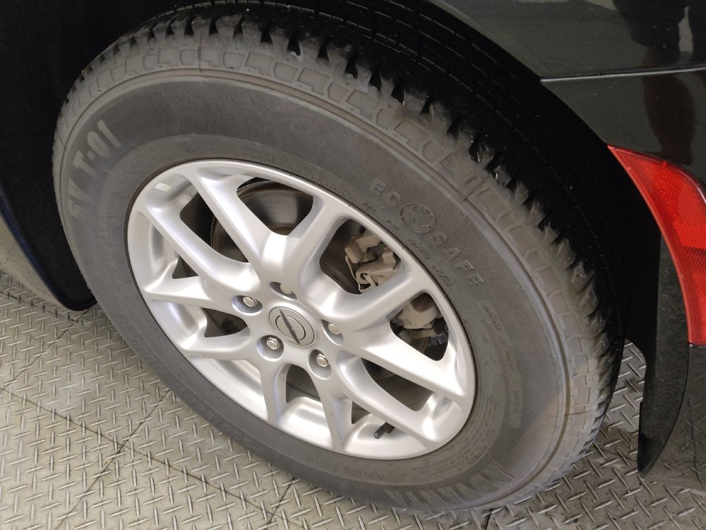 Used 2023 Chrysler Pacifica Touring-L FWD image 31