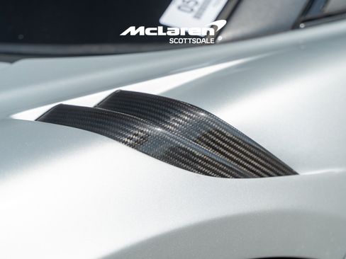 Used 2020 McLaren 600LT Spider RWD image 22