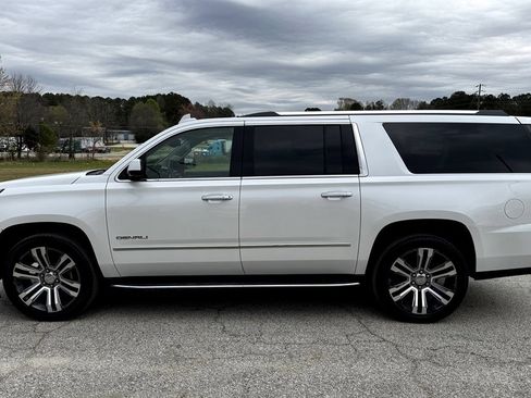 Used 2017 GMC Yukon XL Denali w/ Open Road Package image 11