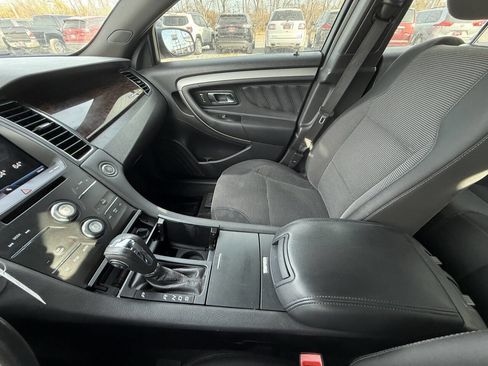 Used 2013 Ford Taurus SEL image 21