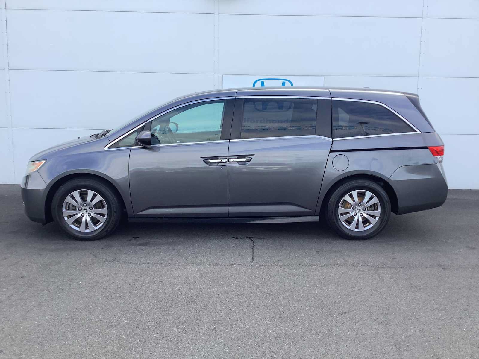 Used 2016 Honda Odyssey EX-L image 2