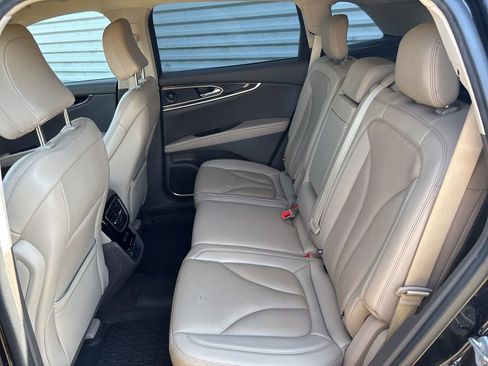 Used 2022 Lincoln Nautilus Reserve w/ Equipment Group 201A image 26