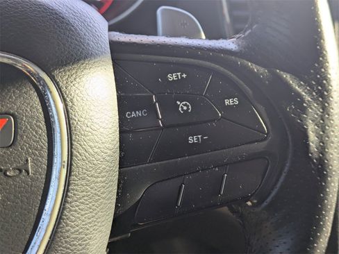 Used 2018 Dodge Durango GT image 28