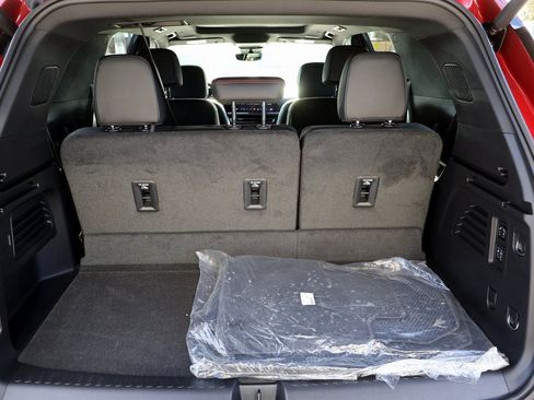 Used 2024 Chevrolet Traverse RS w/ LPO, Floor Liner Package image 15