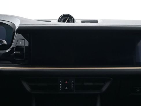 Certified 2024 Porsche Cayenne Turbo GT AWD/4WD image 11