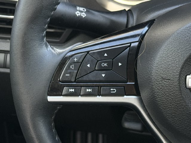 Used 2023 Nissan Altima 2.5 SL FWD image 13
