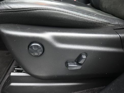 Used 2019 Dodge Durango GT RWD image 12