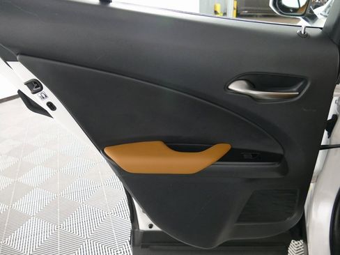 Used 2021 Lexus UX 250h w/ Premium Package image 28