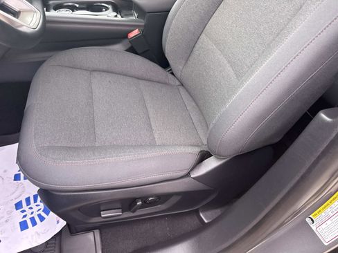 Used 2025 Ford Explorer Active image 16