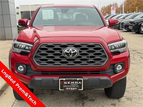 Used 2021 Toyota Tacoma TRD Off-Road w/ TRD Premium Off Road Package image 9