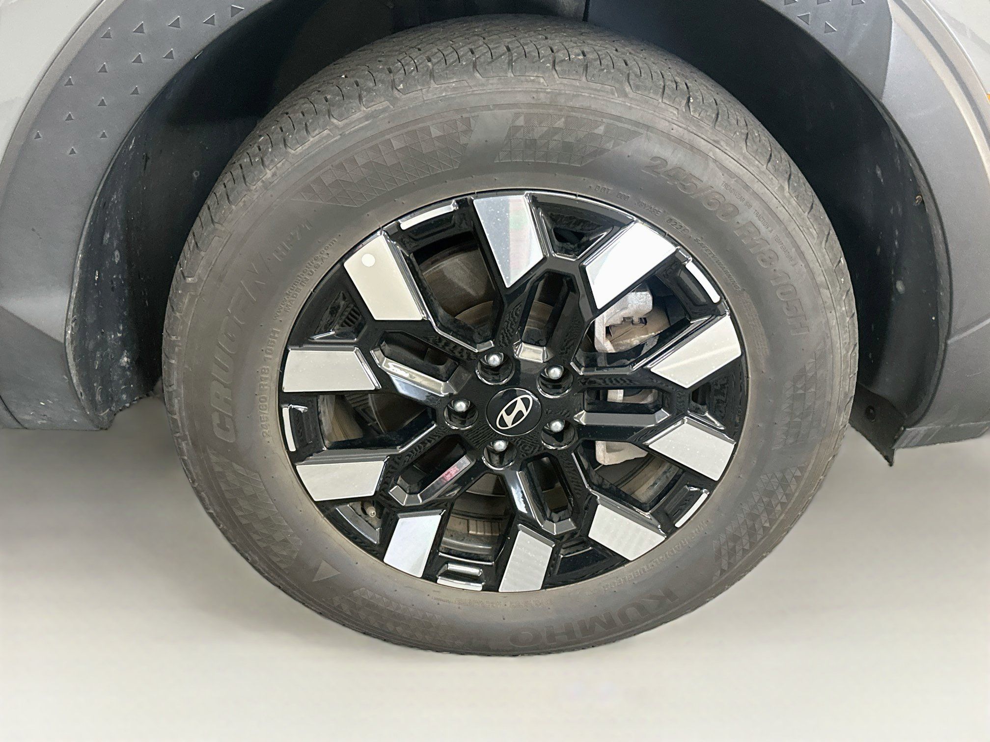 Used 2025 Hyundai Santa Cruz SEL AWD/4WD image 11