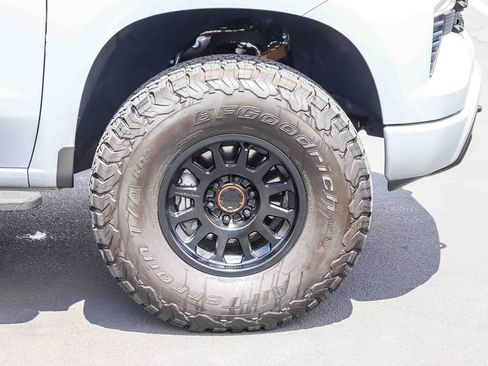 Used 2024 Chevrolet Silverado 1500 RST AWD/4WD image 11