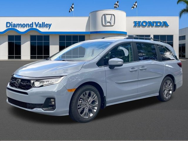 New 2026 Honda Odyssey Touring image 5