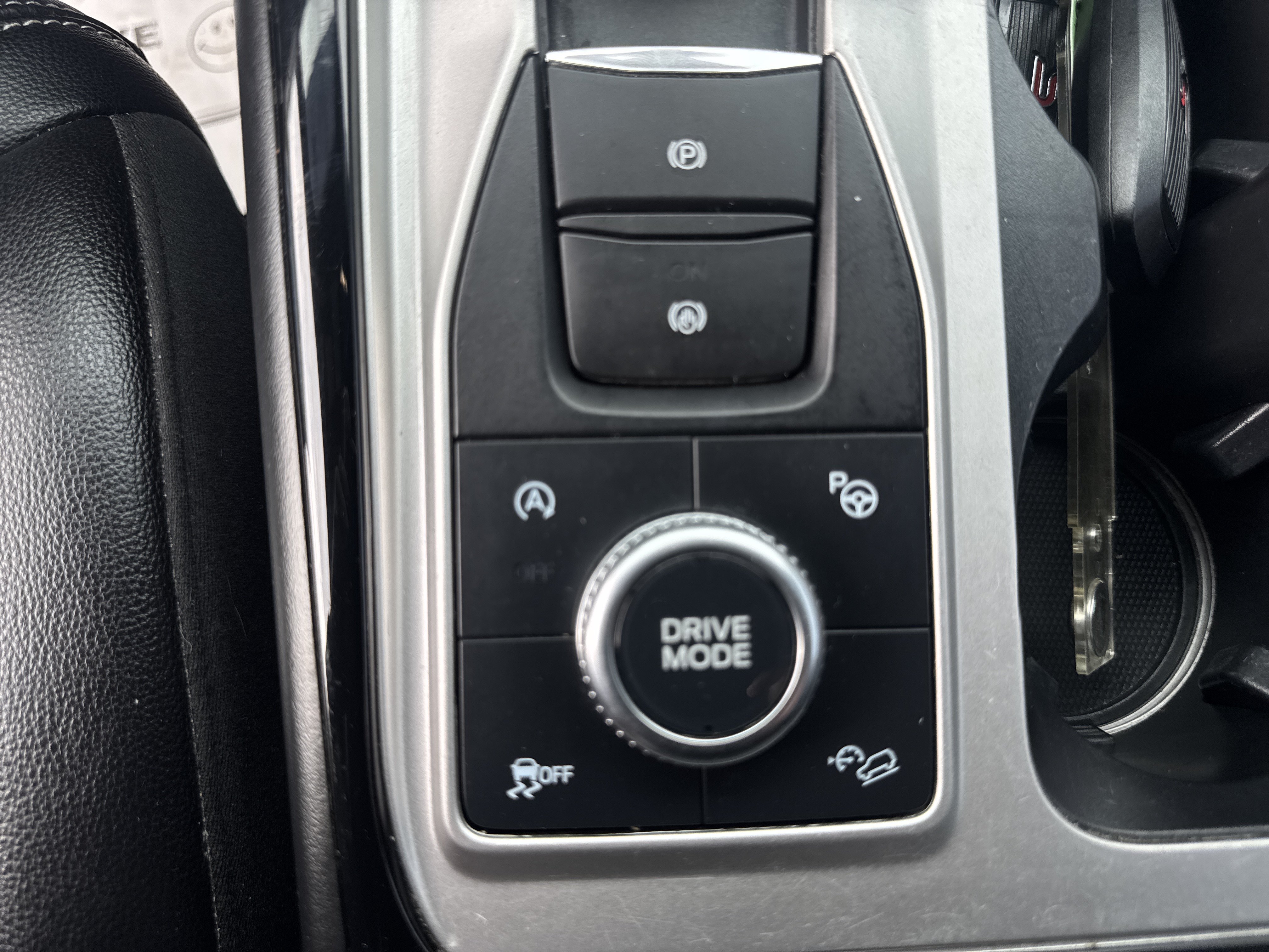 Used 2021 Ford Explorer ST w/ Equipment Group 401A AWD/4WD image 32