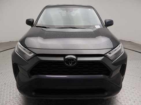 Used 2024 Toyota RAV4 LE FWD image 5