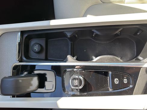 Used 2024 Volvo S60 B5 Plus w/ Climate Package image 35