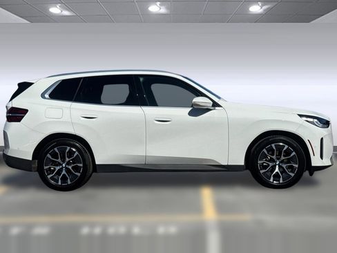 Used 2025 BMW X3 xDrive30i w/ Convenience Package image 7