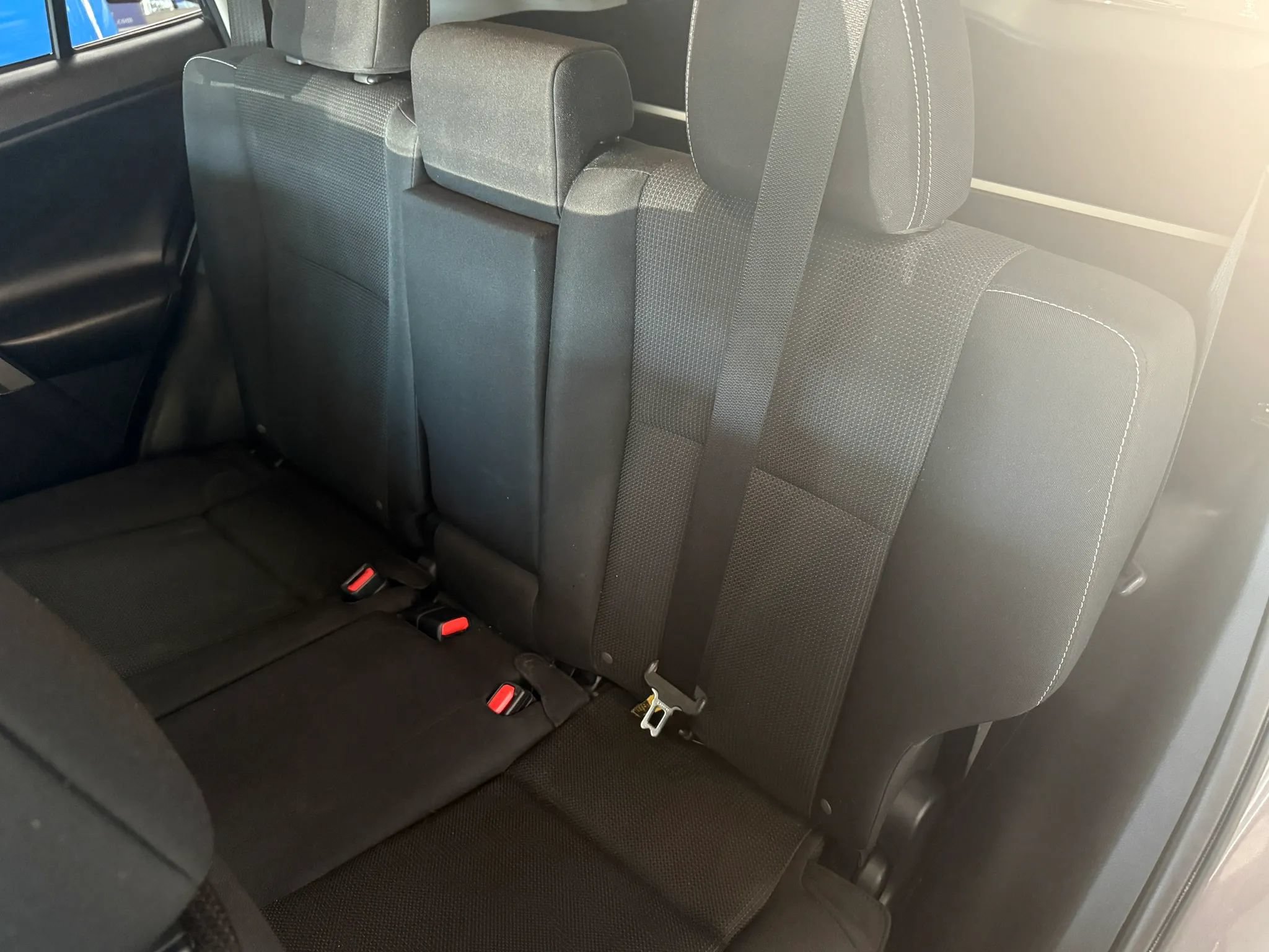 Used 2018 Toyota RAV4 XLE AWD/4WD image 13