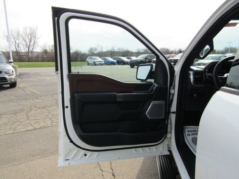 Used 2023 Ford F150 Lariat w/ Equipment Group 502A High image 23