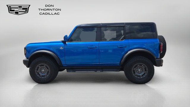 Used 2024 Ford Bronco Outer Banks AWD/4WD image 2