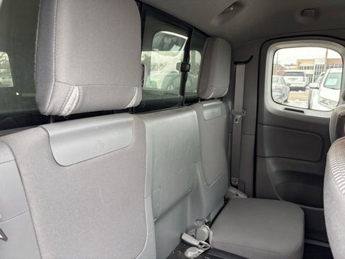 Used 2013 Toyota Tacoma 4x4 Access Cab V6 image 27