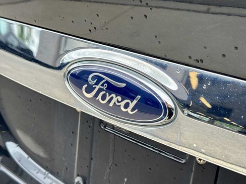 Used 2014 Ford Escape Titanium w/ Equipment Group 401A AWD/4WD image 11