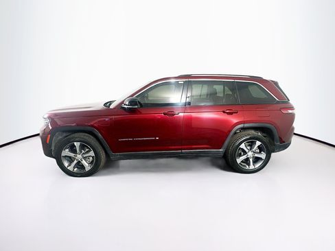 Used 2023 Jeep Grand Cherokee 4WD 4xe image 4