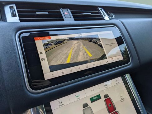 Used 2022 Land Rover Range Rover Sport HSE Silver Edition image 25