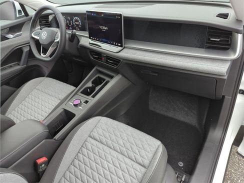 New 2026 Volkswagen Tiguan S image 17