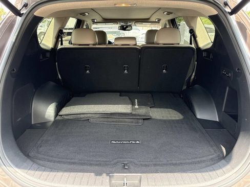 Used 2020 Hyundai Santa Fe SEL FWD image 11