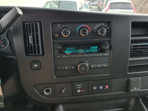 Used 2023 GMC Savana 2500 w/ Driver Convenience Package RWD image 22