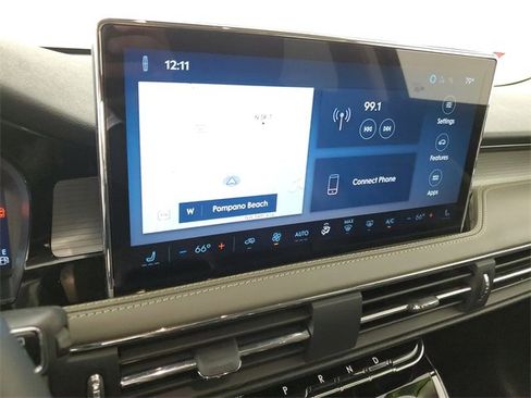 Used 2024 Lincoln Corsair FWD w/ Rear Removable Package Tray image 27